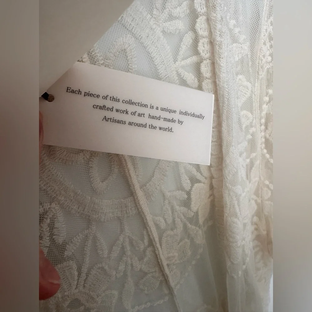 Solitaire Swim Ivory Lace Kimono CoverUp NWT - Picture 6 of 9